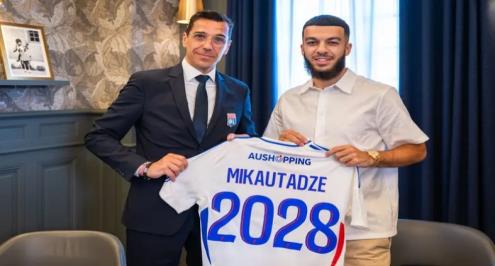 ليون الفرنسي يتعاقد مع هداف يورو 2024